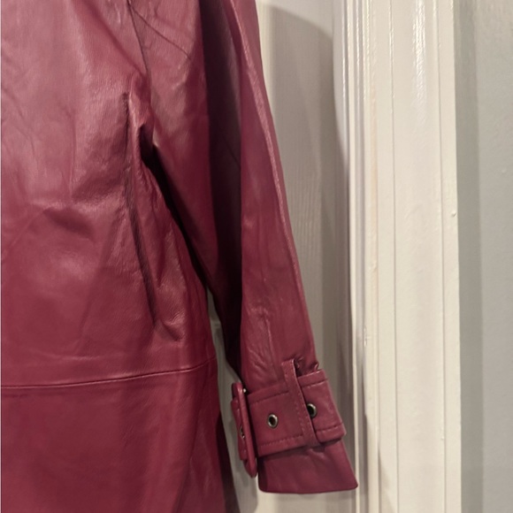 Spiegel Cropped Double Breasted Burgundy Leather Jacket size 4 NWT - Picture 2 of 6